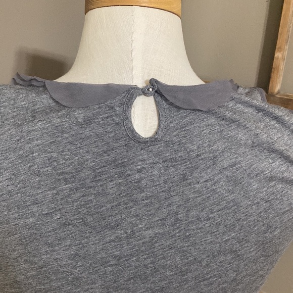 Loft dark gray sleeveless top ruffle neckline size s - Picture 4 of 8